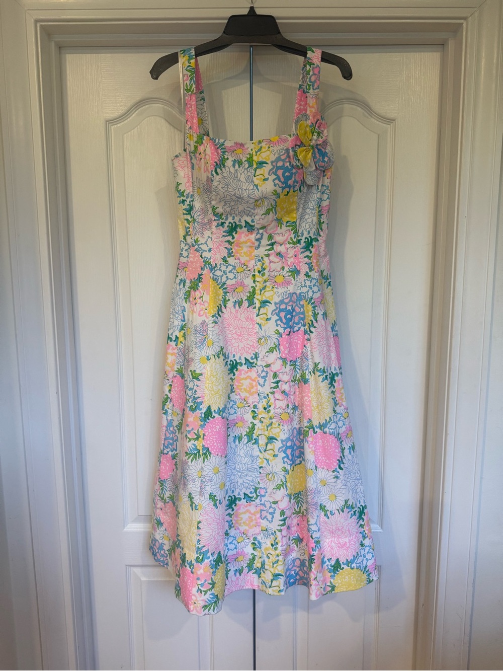 Lilly Pulitzer Nelly stretch Floral Midi Dress in Pink, Yellow, Blue & Green,